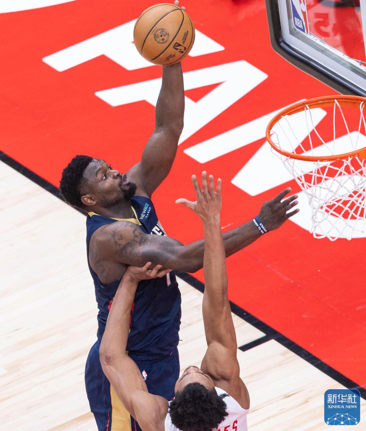 开云体育在线-猛龙球员庆祝赛前训练成果，誓取佳绩的简单介绍