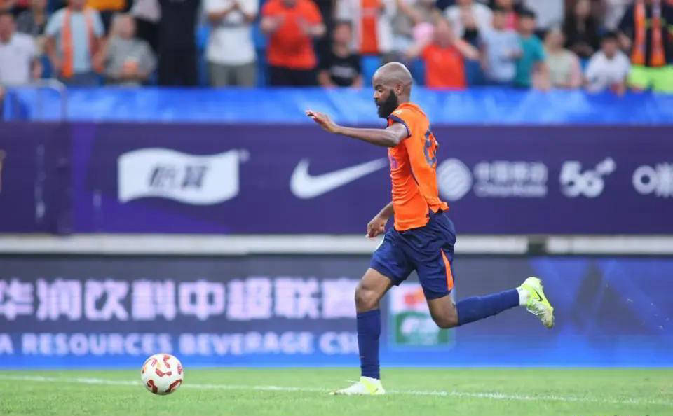 开云体育下载-国米新援传射中柱，打开入球之门