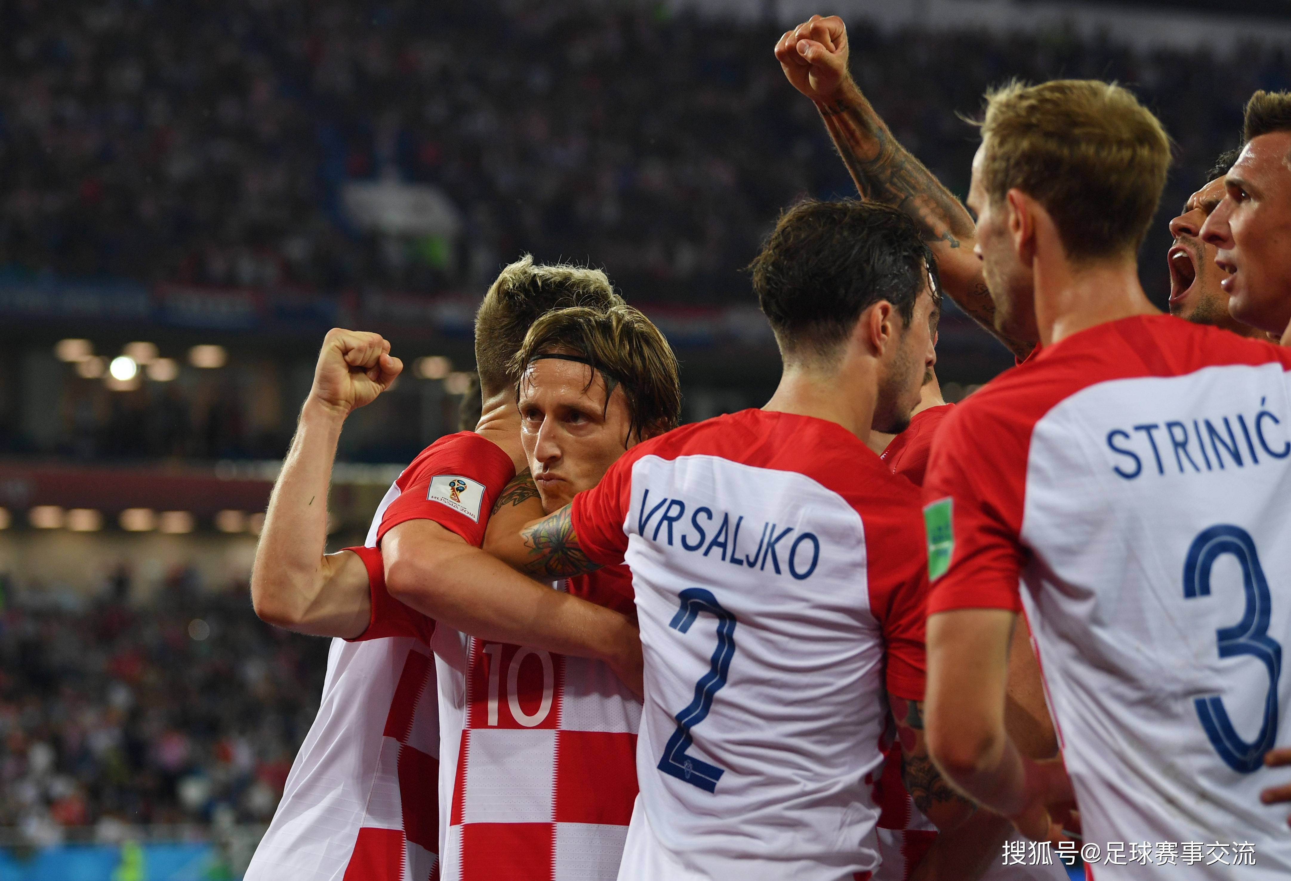 斯洛伐克队大胜北爱尔兰队闯入欧国联八强