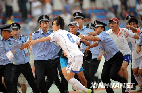 关于湖北队追赶强手，双手奋战全力以赴的信息