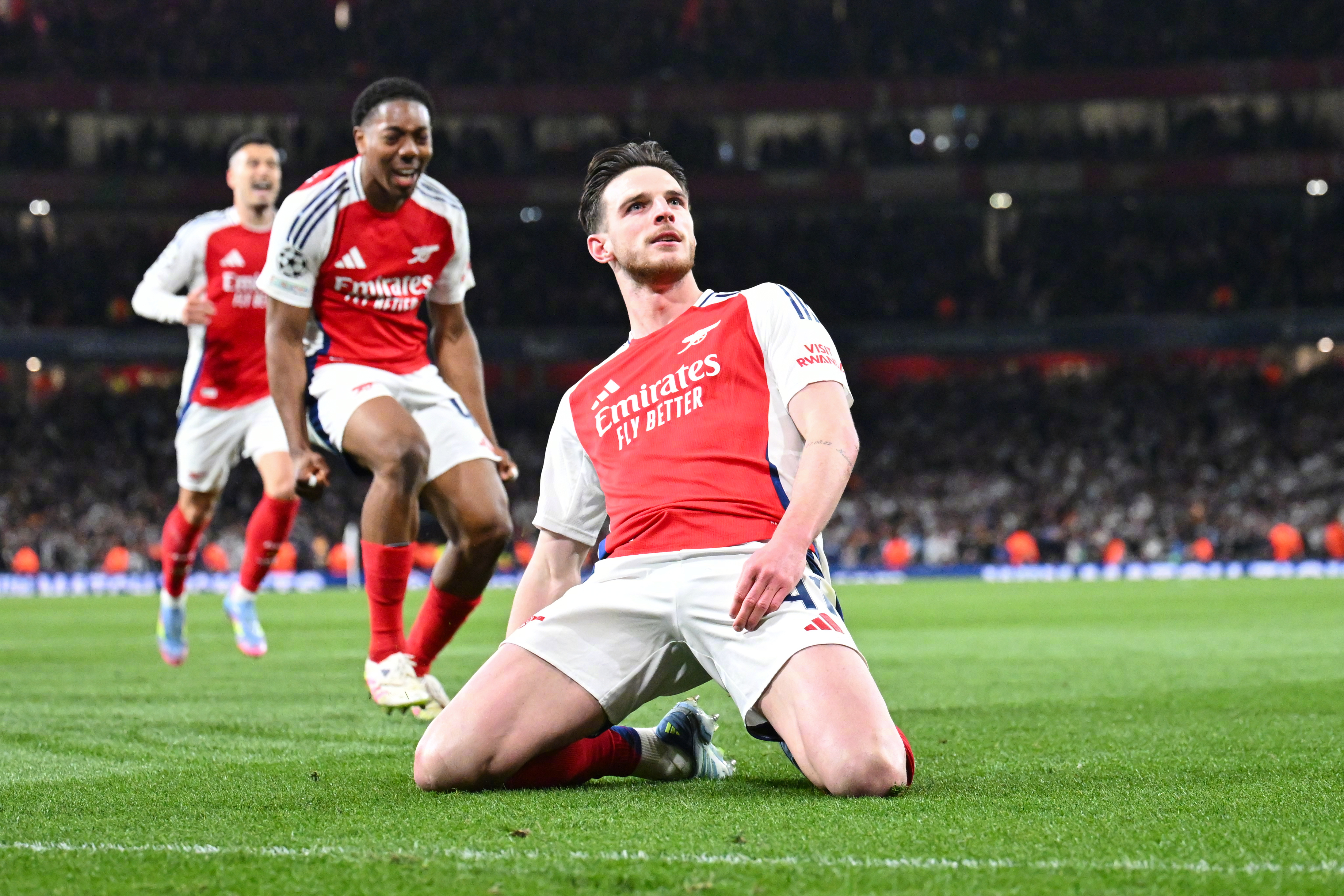 包含皇家马德里主场大胜，欧冠强赛场再见的词条