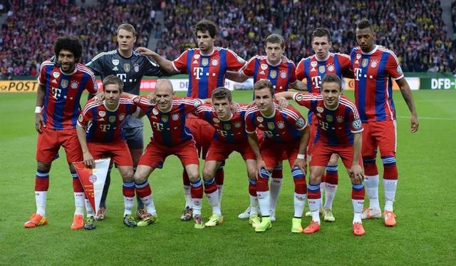 包含拜仁惨淡出局，德国球队遭遇挫折的词条