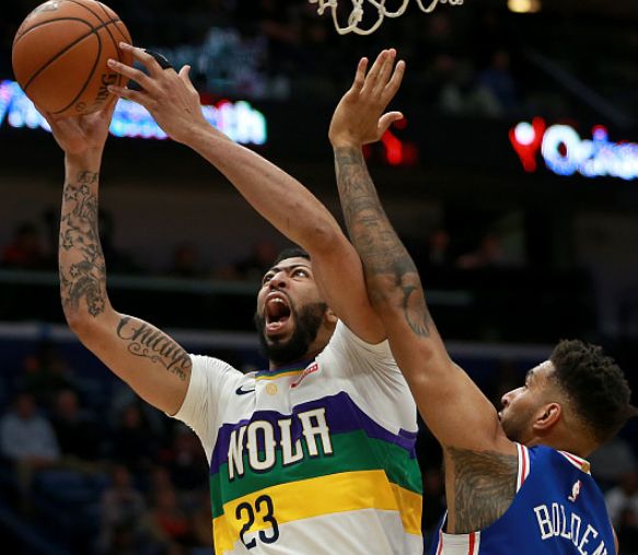 包含鹈鹕险胜马刺，莫里斯绝境逆转的词条