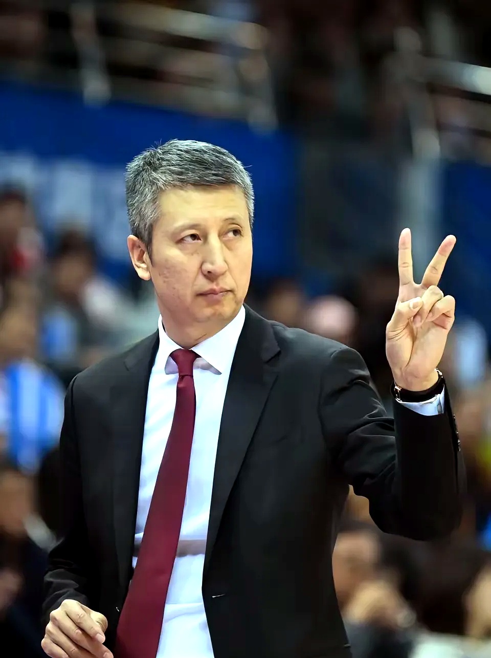 开云APP-关于中国男篮绝地反击巴西男篮，米切尔完成帽子戏法的信息