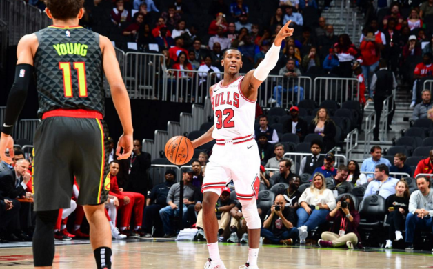 开云下载-猛龙鏖战公牛，保罗高光表现