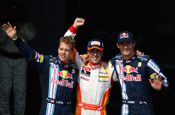 梅赛德斯绝杀红牛车队，阿隆索统治全场的简单介绍