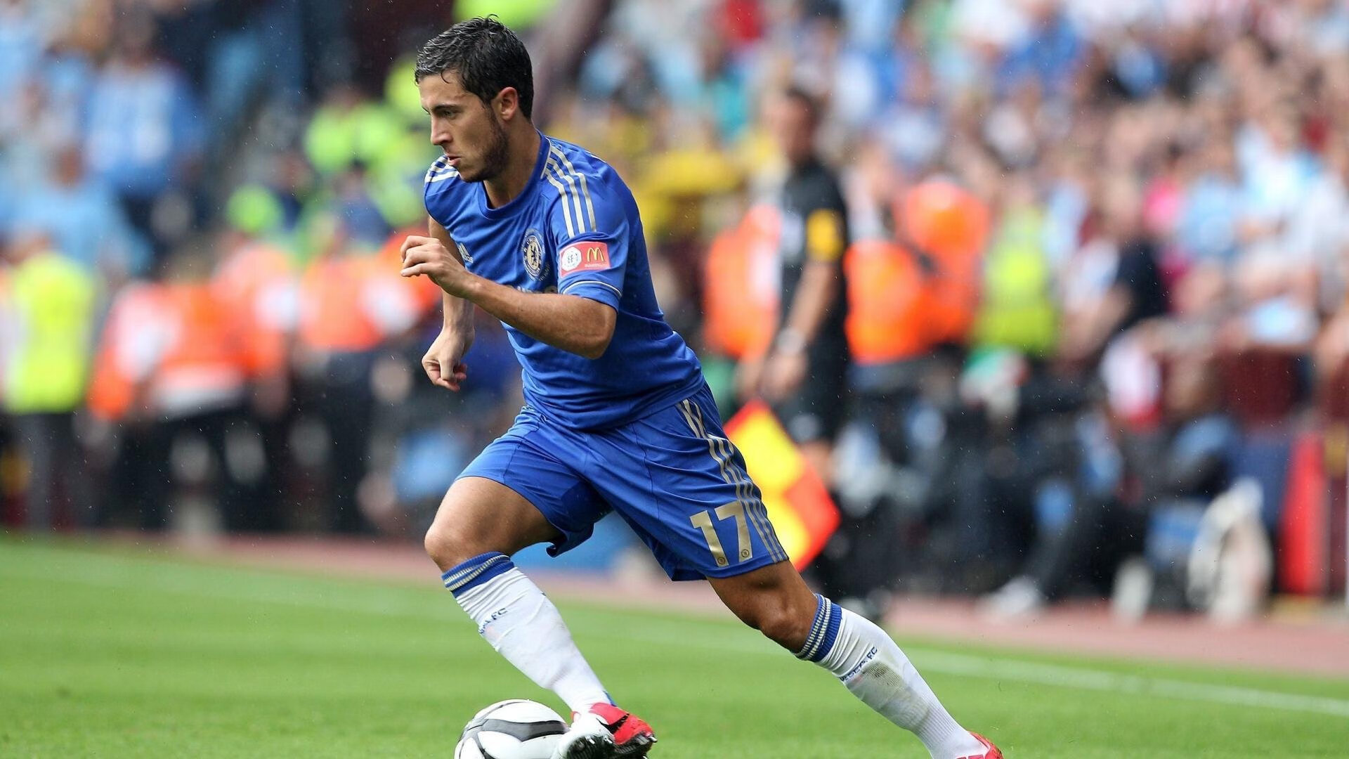 跨越东西的逆袭叙事，从辽宁翻盘广东到西亚卡姆接管美加墨世界杯