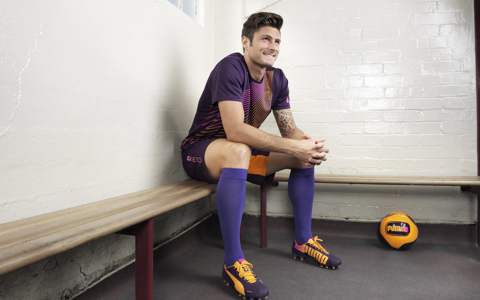 凯恩无解锋芒映照沙特雄心，利物浦防线遭遇终极试炼